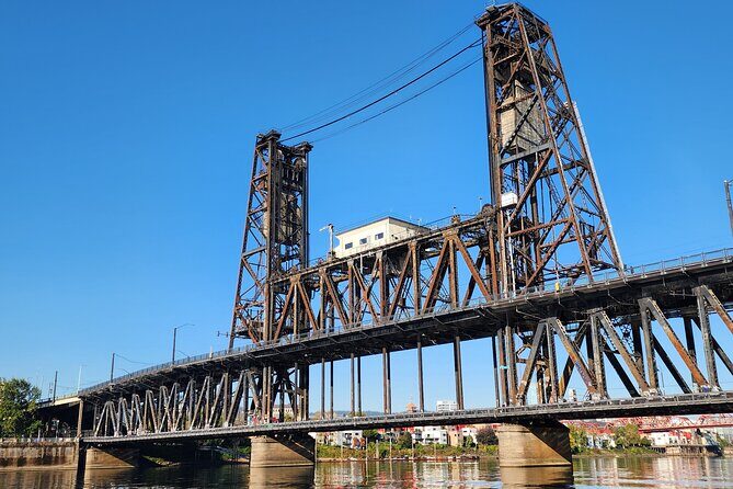 Portland's Ultimate 12 Historic Bridges' Scenic Boat Tour - FAQs