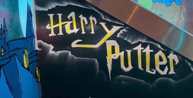 Porto: 18-Hole Indoor Mini Golf Ticket with UV Light Courses - Discovering Porto’s Indoor Mini Golf Experience