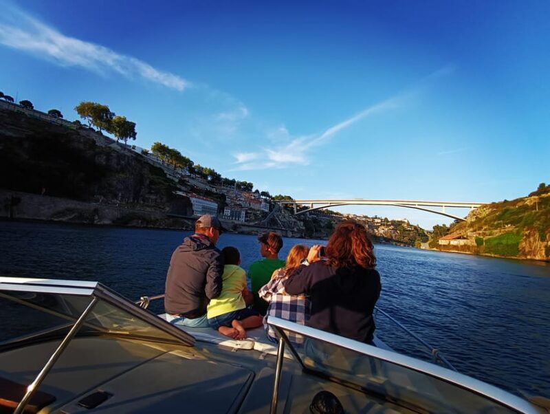 Porto: 6 Bridges and Ribeira Boat Tour with Sunset Option - Key Points