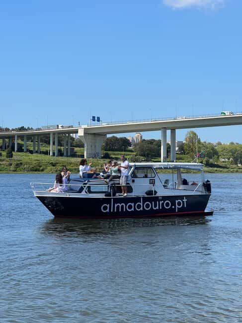 Porto: 6 Bridges Cruise with Port Wine Tasting Sunset Option - Authenticity and Experience Quality