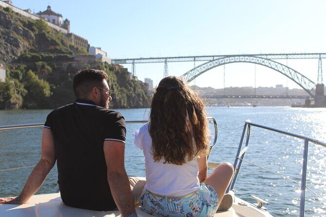 Porto: 6 Bridges Private Yacht Cruise with Wine & Snacks - Who Should Book This Tour?