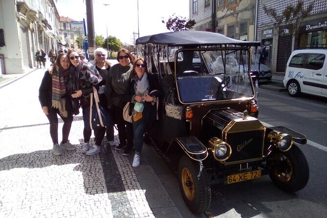 Porto and Foz: Private Douro City Tour in Ford T Electrico - FAQ