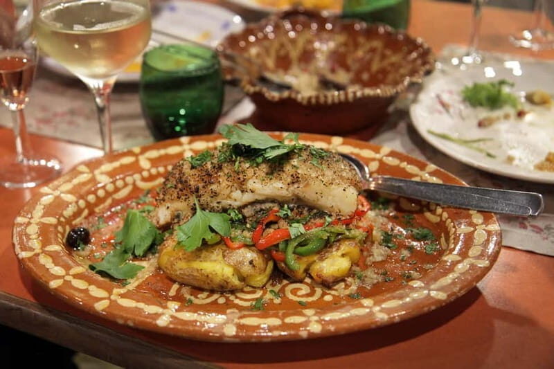 Porto: Authentic Portuguese Cuisine Boat Tour - Key Points