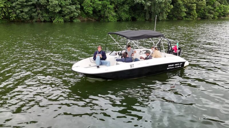 Porto: Boat Cruise with Port Wine Tasting - Who Should Book This Tour?