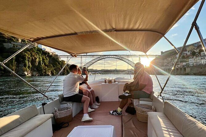 Porto: Boat trip along the Douro River 6 Bridges - An In-Depth Look at the Douro River Boat Trip