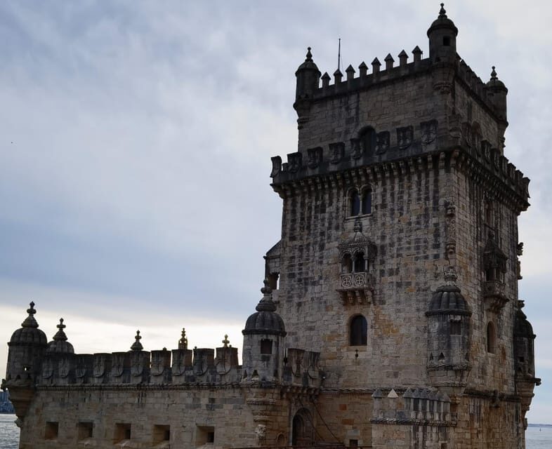 Porto - Braga - Guimarães - Porto Private Tour Half Day - Who Should Consider This Tour?
