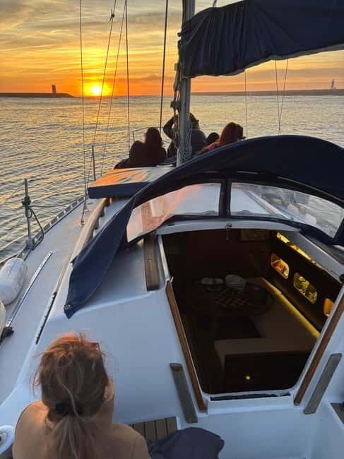 Porto: City Cruise with Welcome Drink, Port, & Sunset Option - An In-Depth Look at the Experience