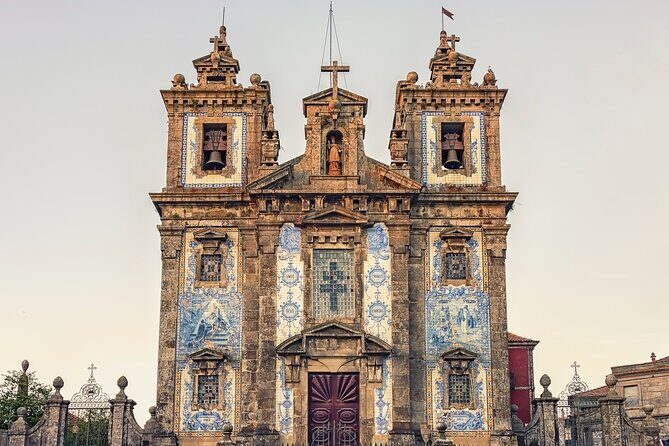 Porto: City Walk with Audio Guide in 7 Languages on your Phone - Why This Tour Offers Good Value
