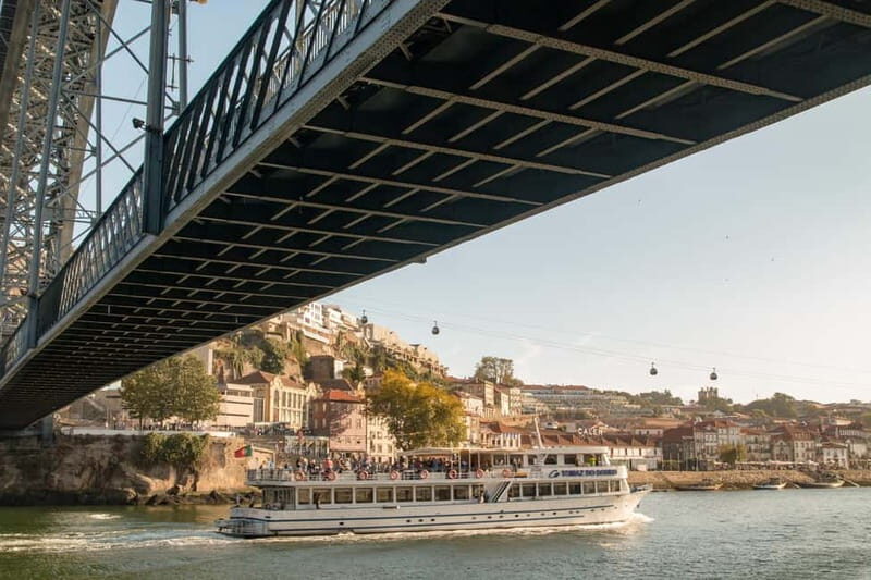 Porto: Cruise with Dinner & Live Music - An In-Depth Look at the Experience