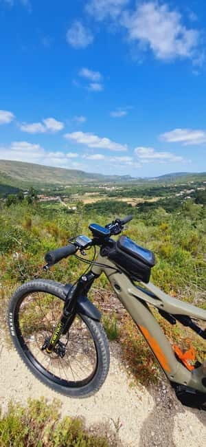 Porto de Mós: Fórnea Valley E-Bike Tour - Detailed Breakdown of the Itinerary