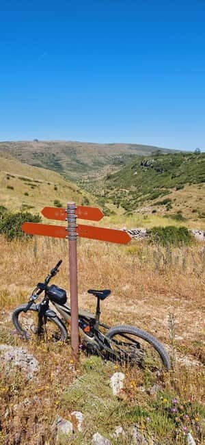 Porto de Mós: Fórnea Valley E-Bike Tour - FAQs