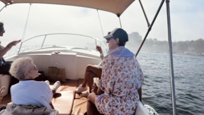 Porto: Douro River Boat Cruise with Port Wine Tasting - The Overall Value and Atmosphere