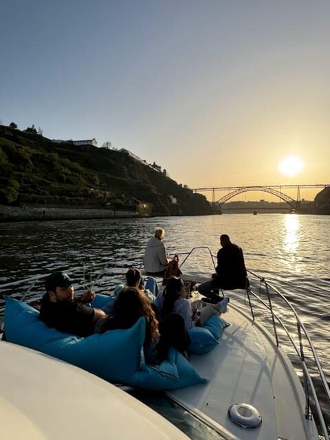 Porto: Douro River Cruise / Welcome Drink/with sunset option - What Makes This Cruise Special