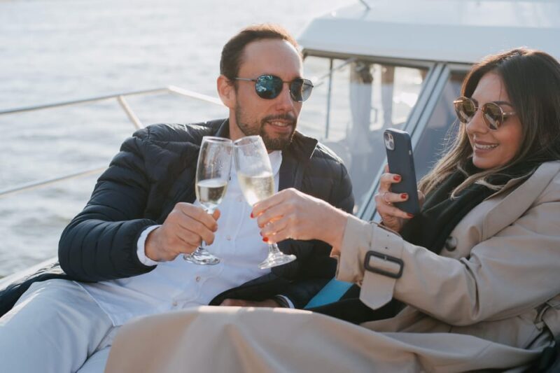 Porto: Douro River Cruise / Welcome Drink/with sunset option - Value and Practicalities