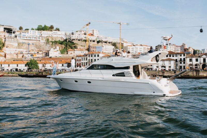 Porto: Douro River Cruise with Welcome Drink & Snacks - The Highlights of the Journey