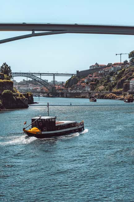 Porto: Explore 6 Iconic Bridges on an Authentic Rabelo Boat - Key Points