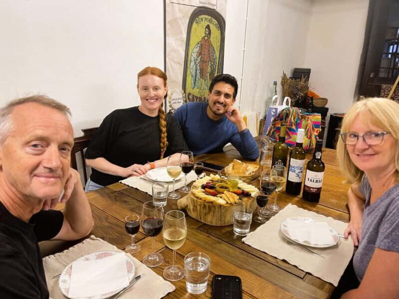 Porto: Food and Wine tasting tour of Hidden Gems - Starting Point and Overall Structure