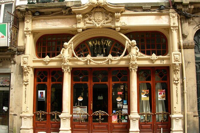 Porto (Gaia) Scavenger Hunt and Sights Self-Guided Tour - Accessibility and convenience