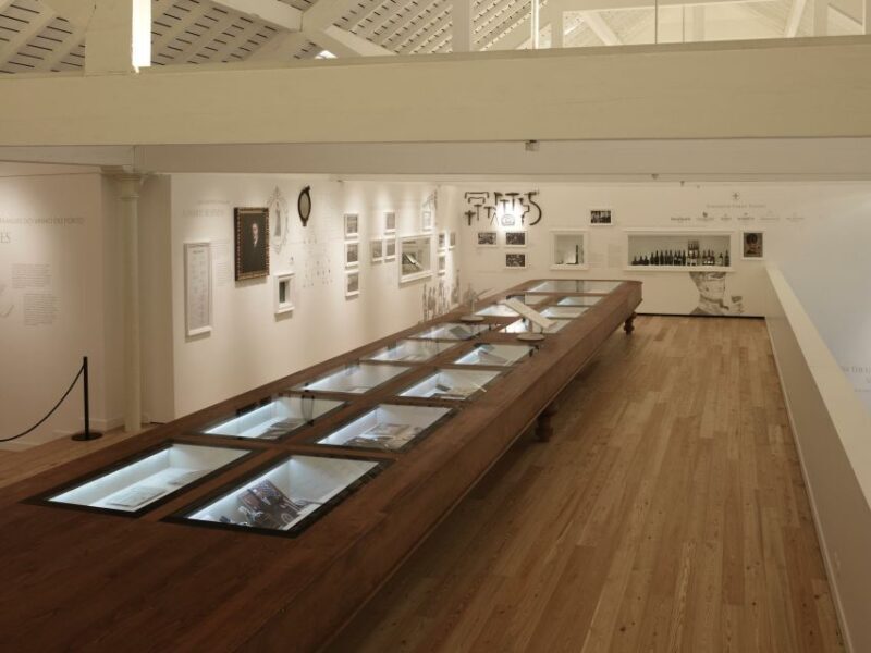 Porto: Graham's Port Lodge Tour & Vintage Room Wine Tasting - Price and Value Analysis