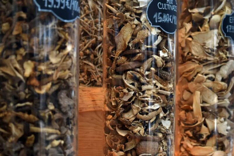 Porto: guided gastronomic tour of the Bolhão Market with tastings - Key Points