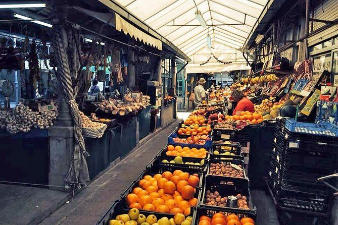 Porto Half-Day Private Tour with Tuk Tuk and Lello Bookstore - Key Points