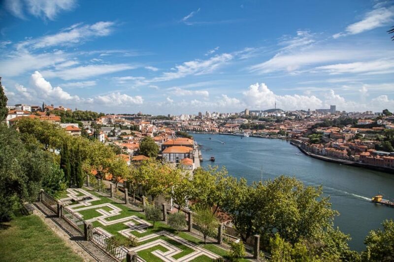 Porto: Half-Day Sightseeing in Porto with a Local - FAQs