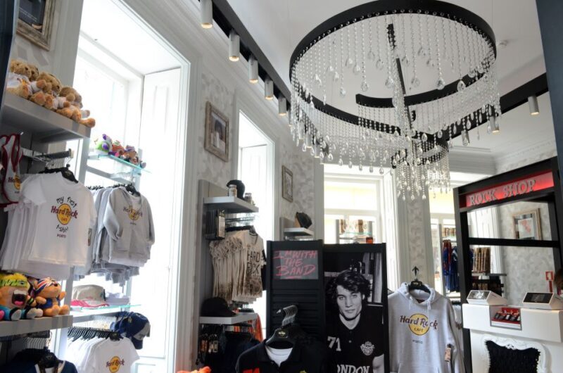 Porto: Hard Rock Cafe Skip-the-Line with Set Menu - Key Points