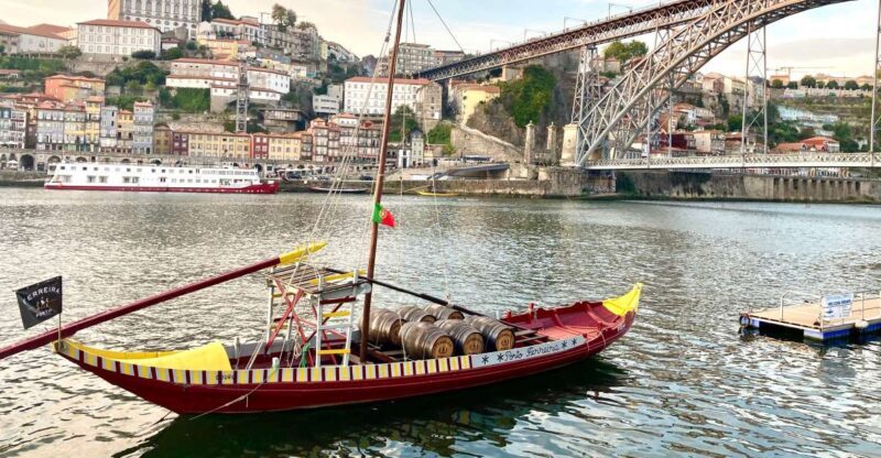 Porto: Highlights & hidden gems Walk - max 8 - The Value of a Guided Walking Tour in Porto