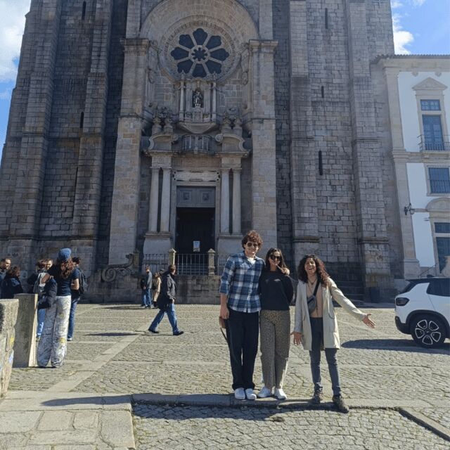Porto: Historic Highlights Guided Walking Tour - Key Points