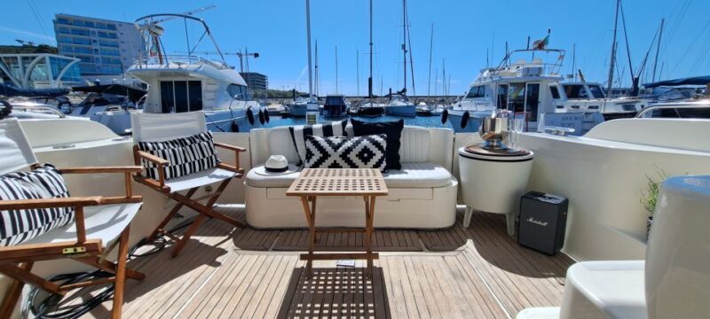 Porto: Luxury Yacht Tour of the 6 Bridges and Douro Estuary - Key Points