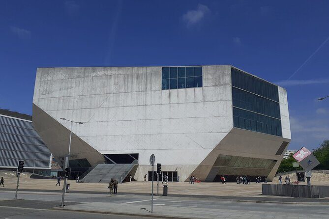 Porto Modern and Contemporary Architecture Private Tour - Key Points