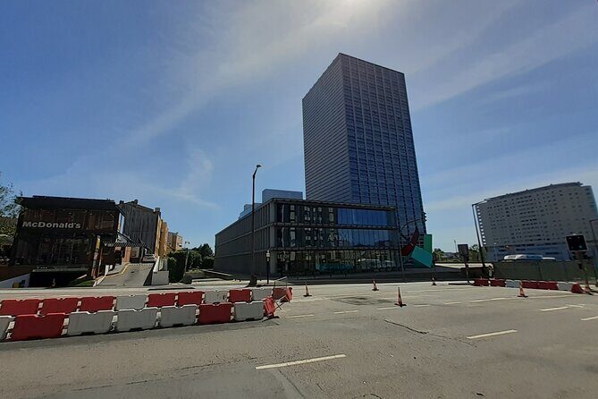 Porto Modern and Contemporary Architecture Private Tour - FAQs