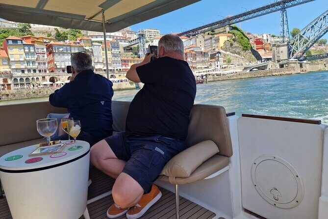 Porto: Private 6 bridges tour, Douro river with sunset option - FAQ