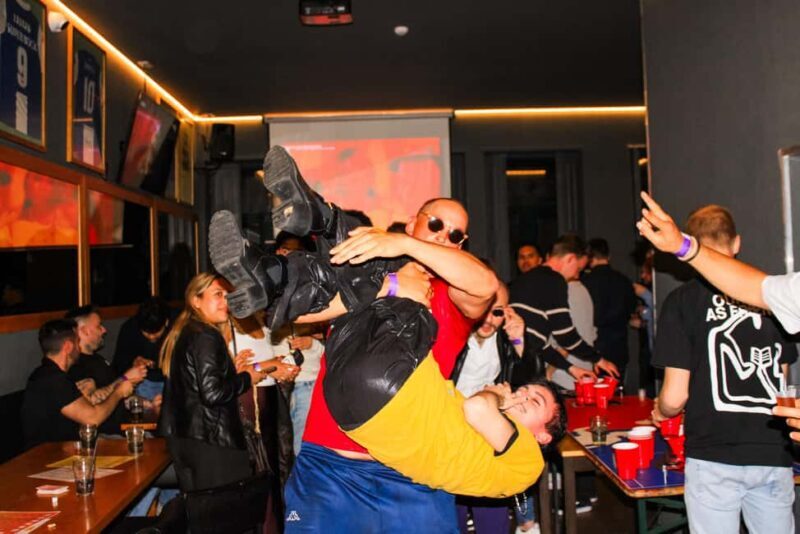 Porto: Pub Crawl with 7 drinks, Games, and VIP Club Entry - Who Will Love This Tour?