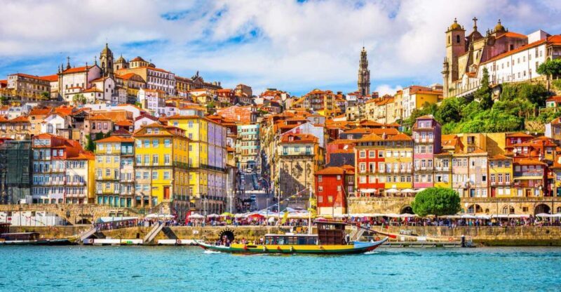 Porto Ribeira and highlights Private Walking Tour - Why choose the Porto Ribeira and Highlights Private Walking Tour?