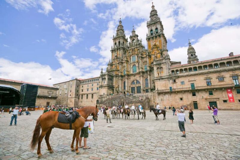 Porto: Santiago de Compostela and Valença do Minho Day Tour - An In-Depth Look at the Itinerary