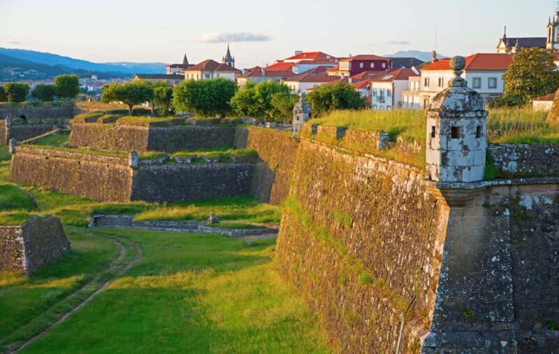 Porto: Santiago de Compostela and Valença do Minho Day Tour - Practical Details and Tips