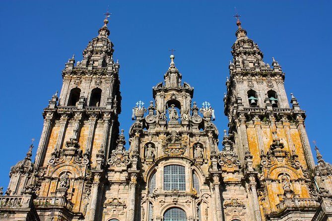 Porto: Santiago de Compostela and Valença do Minho Day Trip - Who Should Book This Tour?