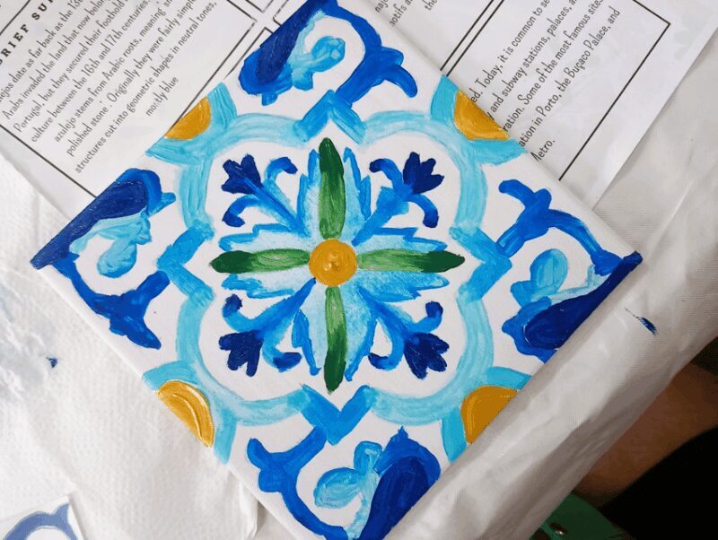 Porto: Tile Painting and Cocktails in Downtown Porto - Porto: Tile Painting and Cocktails in Downtown Porto