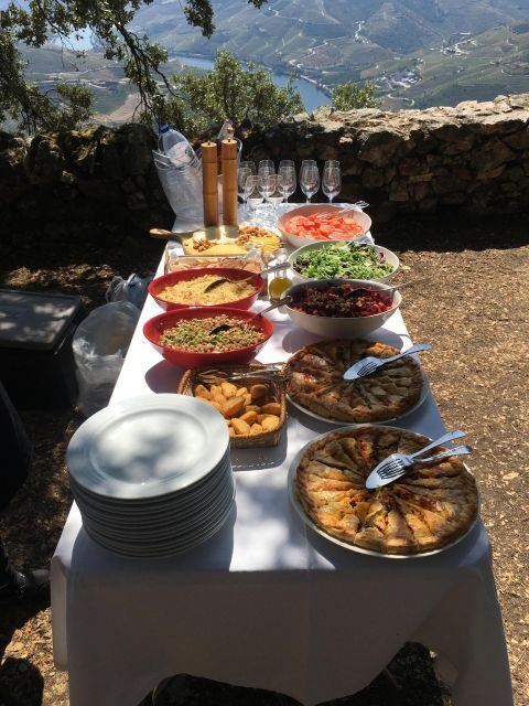 Porto to Douro Valley Private tour in a 4x4 like a native - FAQs