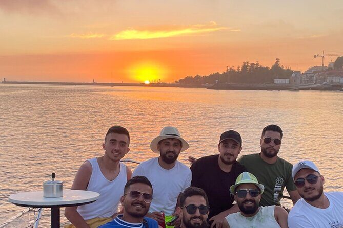 Porto: tour City views on the Douro River with welcome drink - A Detailed Look at the Tour Experience