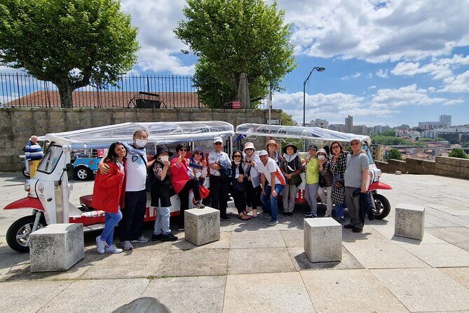 Porto: tuk tuk adventure tours old town 1h - The Experience: What to Expect from Start to Finish