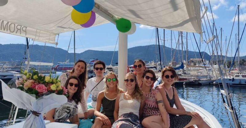 Porto-Vecchio: Boat Tour with Meal and Swim Stops - Key Points