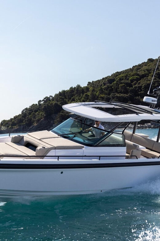 Porto Vecchio : Daily boat rental with skipper - What Makes This Experience Special?