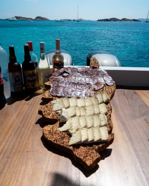 Porto Vecchio : Relaxing Boat Day Trip with Onboard Lunch - A Deep Dive into the Experience