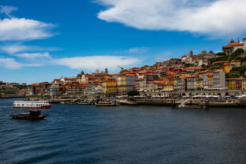 Porto Walking Tour - Porto Cathedral: A Feast for the Eyes and the Soul