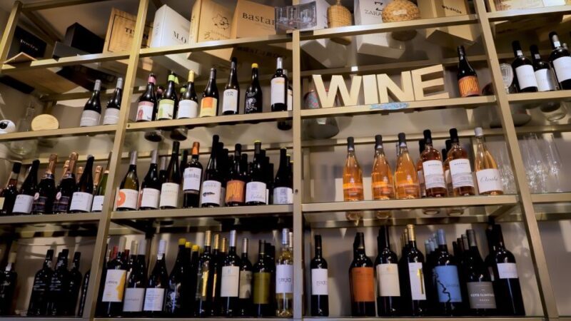 Porto: Wine Tour & One Hour Fado Show | All Included - Key Points