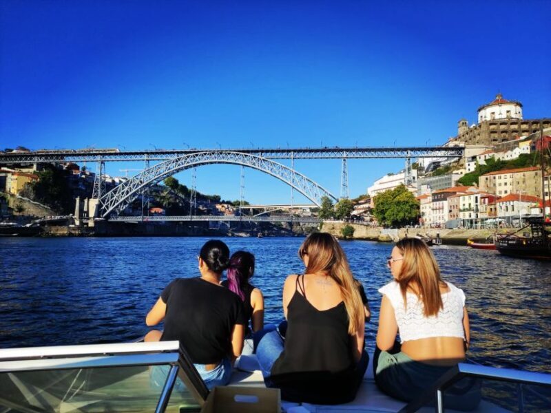 Porto:Private Boat Tour 6 Bridges 1h30 group price up to 6px - The Sum Up