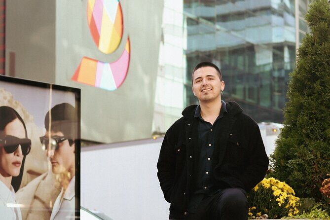 Portraits and Toronto - A photoshoot experience - Authentic Experiences from Participants