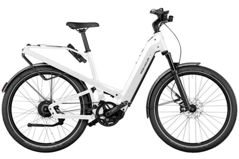 Portrush: Premium E-Bike Rental - The Riding Experience: Comfort and Practicalities